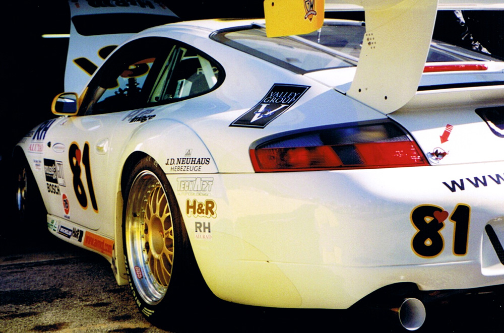 A 2000 Porsche GT3R shown from behind at Daytona in 2000.