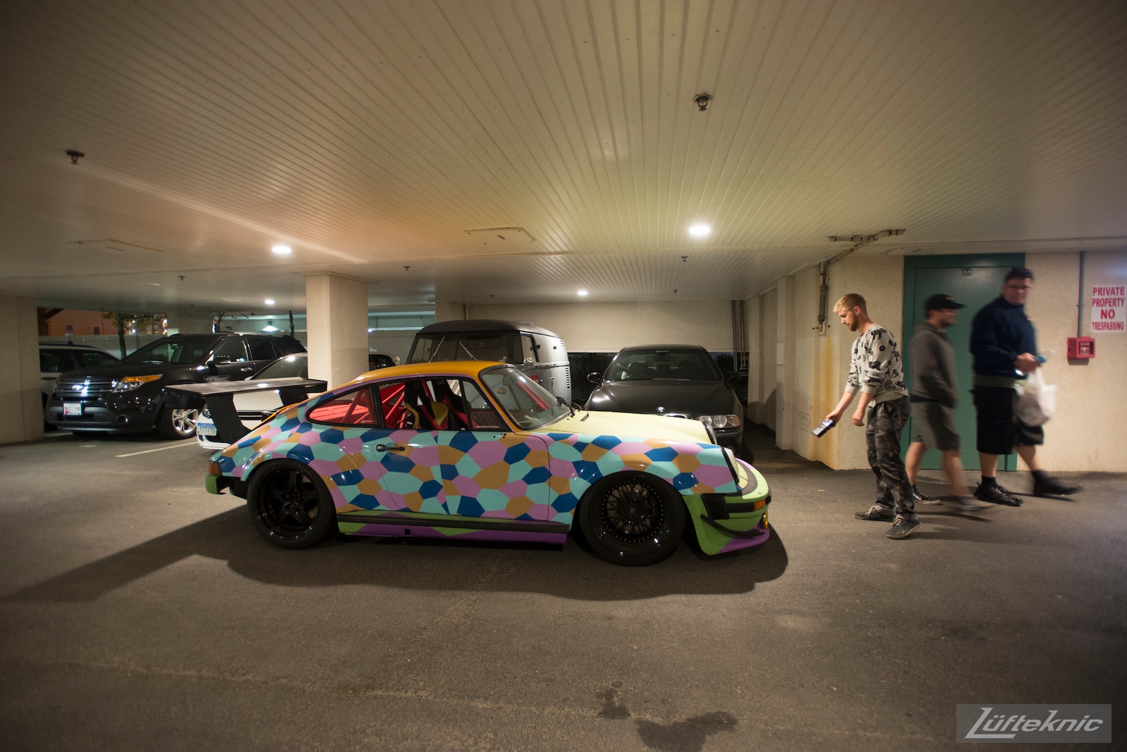 An impromptu 3am photo shoot for the Lüfteknic #projectstuka Porsche 930 Turbo