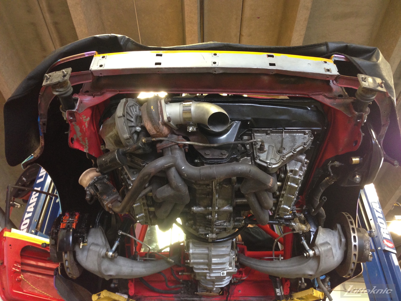 Test fit of engine in the Lüfteknic #projectstuka Porsche 930 Turbo