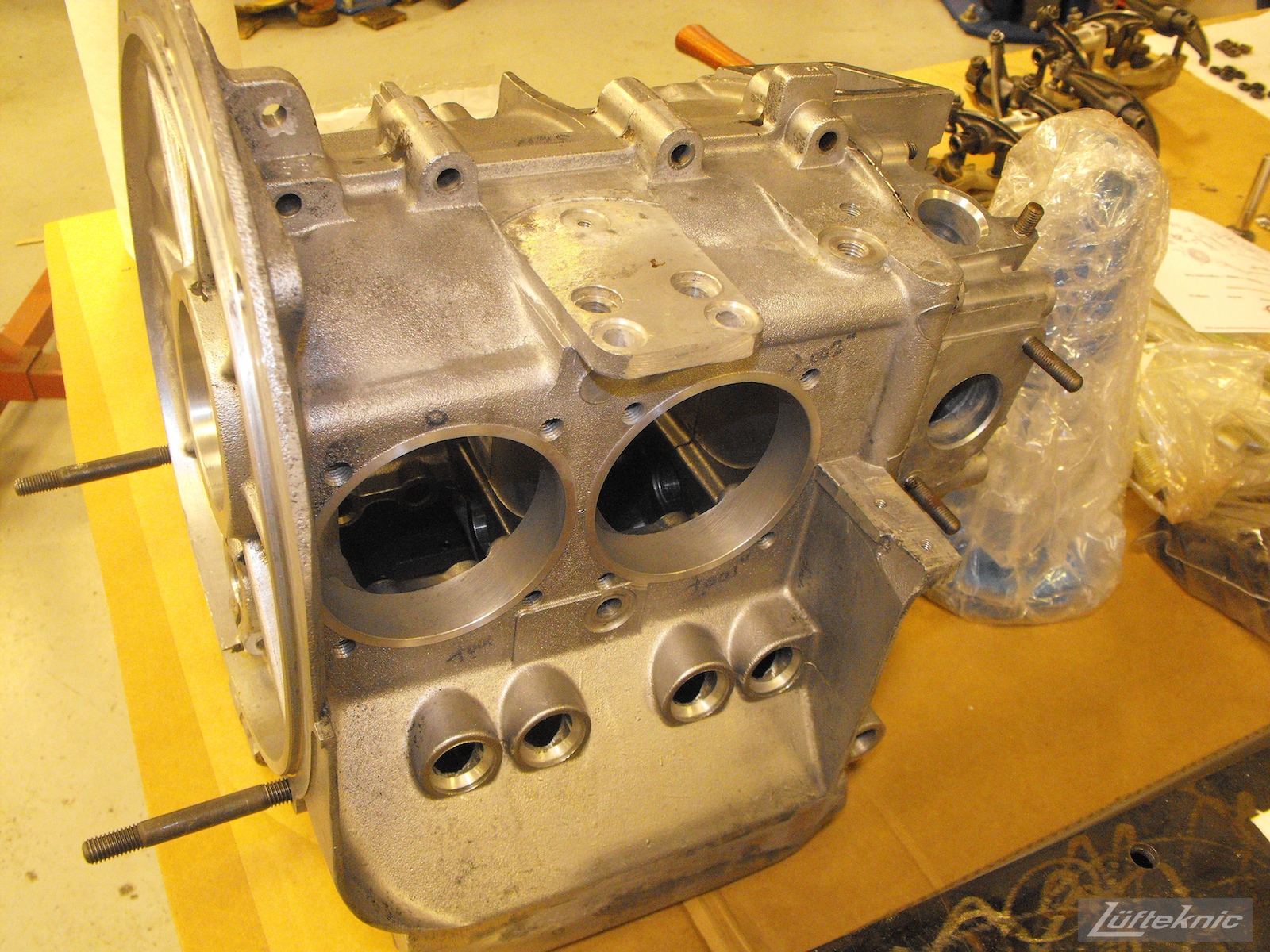 Fresh engine case for an Irish Green Porsche 912 undergoing restoration at Lufteknic.