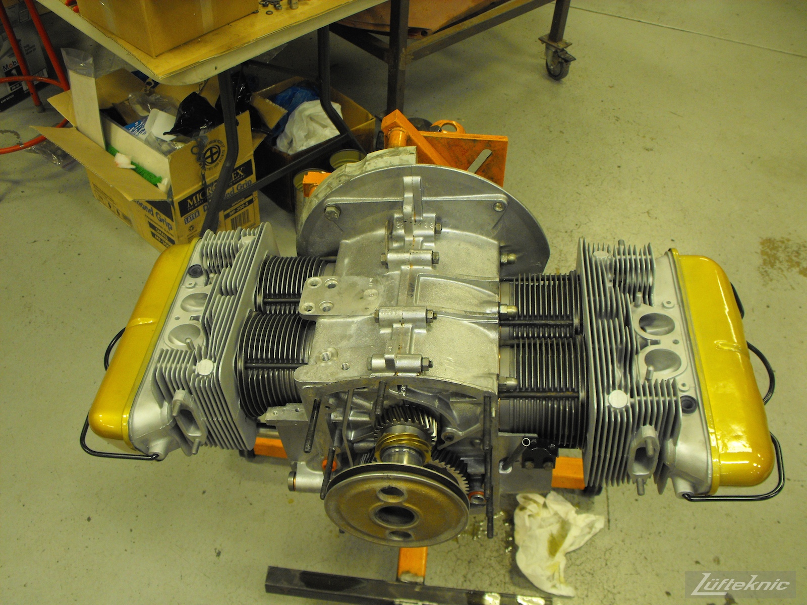 Engine reassembly for an Irish Green Porsche 912 undergoing restoration at Lufteknic.