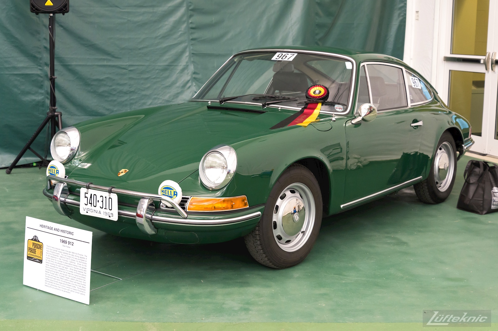 Green Porsche 912