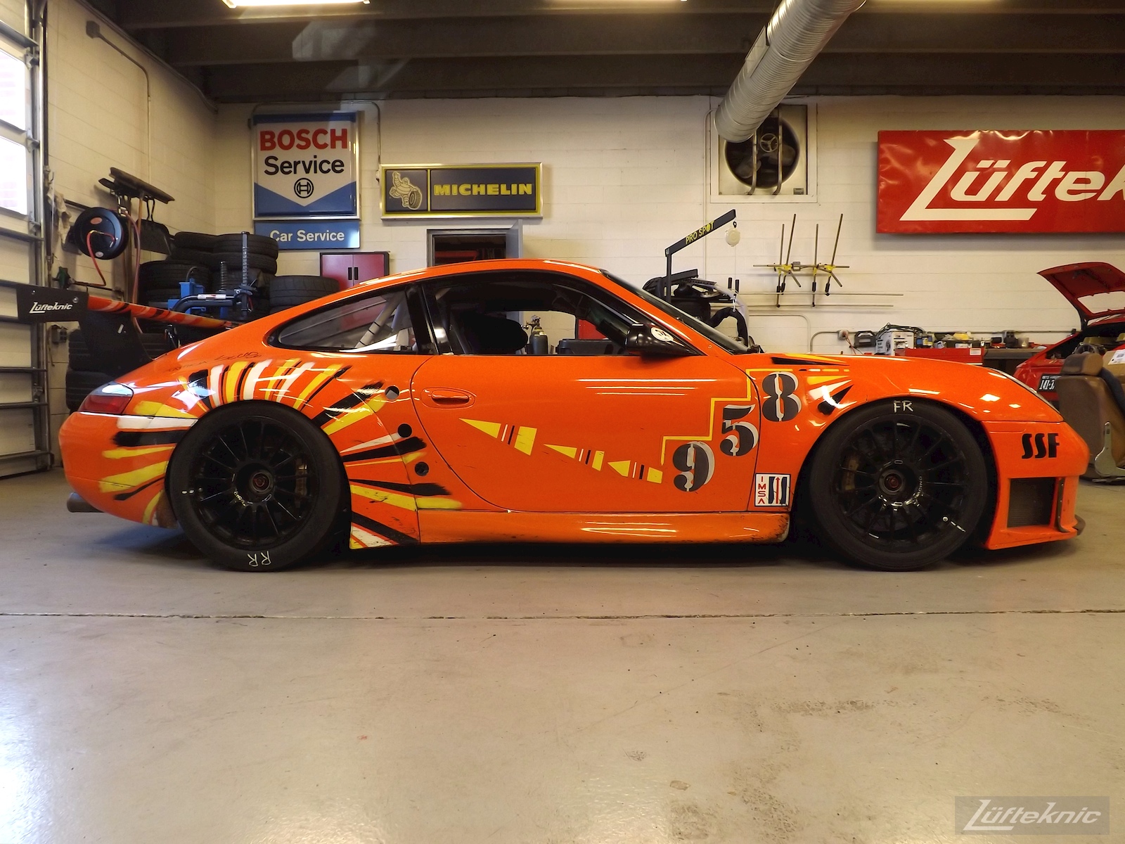 ZIP Racing Hazardous Sports Porsche 996 GT3 RS art car